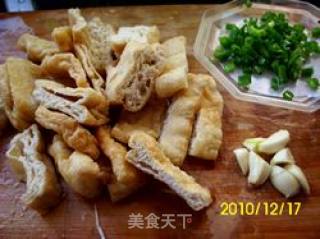 油豆腐炒大白菜的做法步骤：2