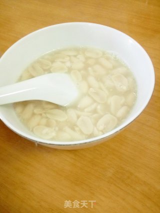 冰糖花生汤的做法