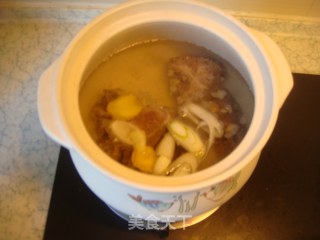 浓香排骨汤的做法步骤：2