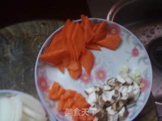 酱烧萝卜的做法步骤：2