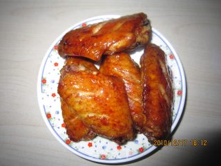 自制简约烤鸡翅--绝对是家的味道的做法步骤：2