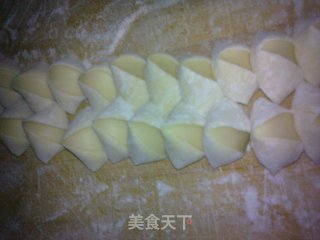 饺子的做法步骤：2