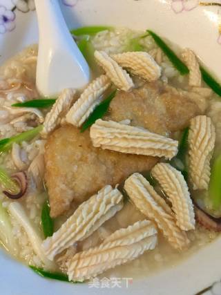泡鱿鱼粥的做法