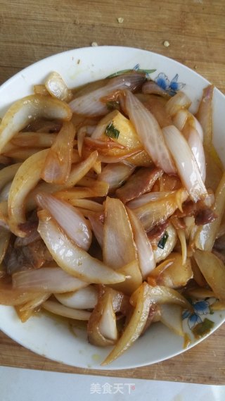 快手菜:洋葱炒五花肉