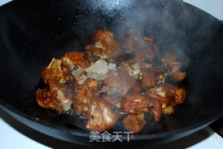 黄豆焖猪手的做法步骤：2