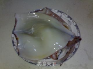 韭菜爆鱿鱼花的做法步骤：4