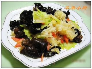 双耳炒花梗的做法步骤：2
