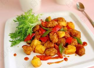菠萝咕噜肉的做法