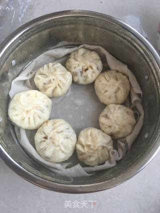 萝卜白菜火腿包子的做法