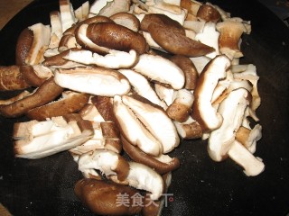 汤年糕的做法步骤：2