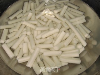 汤年糕的做法步骤：2
