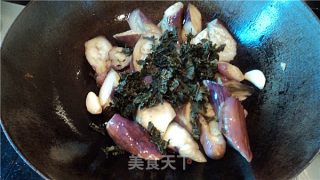 紫苏炒茄子的做法步骤：2