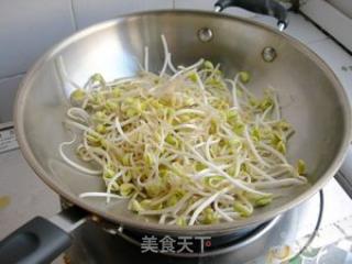香菇鳕鱼豆芽汤的做法步骤：5