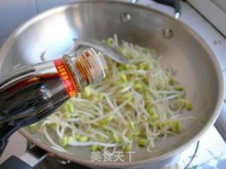 香菇鳕鱼豆芽汤的做法步骤：5