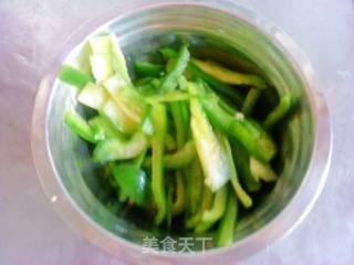 山寨版鱼香肉丝的做法步骤：2