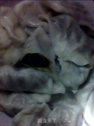 圣诞欢喜.饺子篇---满口香韭菜香菇鲜肉饺的做法步骤：7