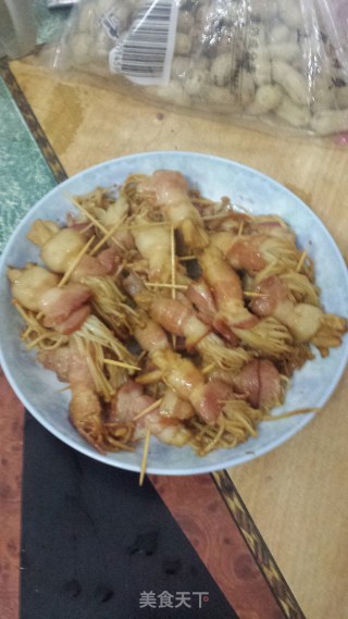 培根金针茹卷的做法