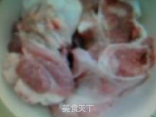 淮山玉米骨头汤的做法步骤：2