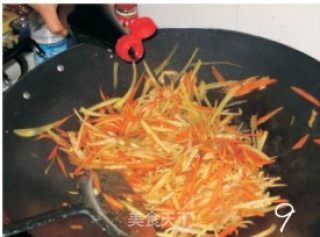 胡萝卜丝炒土豆丝的做法步骤：2