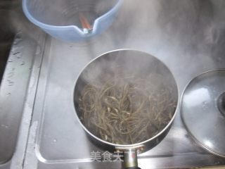凉拌豆角干和粉丝的做法步骤：2