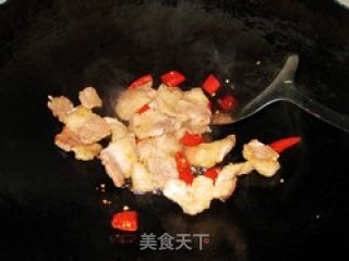 家常小炒——猪肉炒蕨菜的做法步骤：3