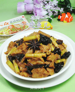 黑木耳野山笋烧烤麸