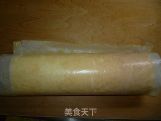 白色圣诞草莓蛋糕的做法步骤：2