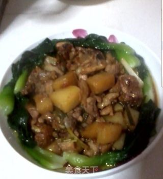 番茄焖蒸土豆鸡的做法步骤：2