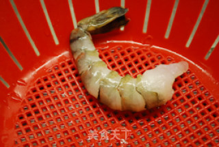 香酥炸虾的做法步骤：2