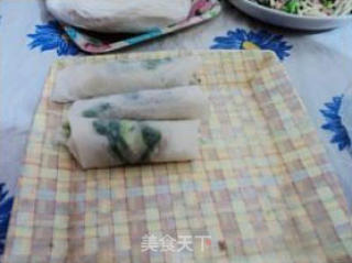 生煎春卷的做法步骤：3