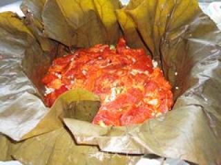 蜜汁梅肉荷叶饭的做法步骤：5