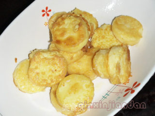 洋葱鸡丝炒日本豆腐的做法步骤：2