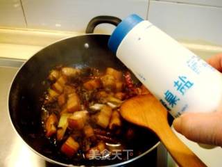 家常菜“梅干菜烧肉”的做法步骤：3