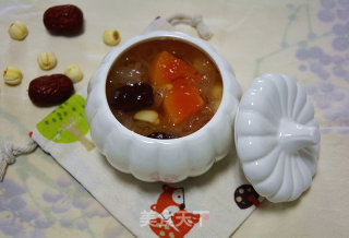 木瓜红枣银耳莲子羹的做法