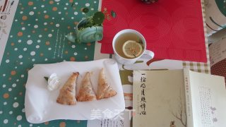 菠萝派制作流程迷迭香柠檬茶的做法