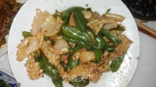 辣椒炒鱿鱼的做法