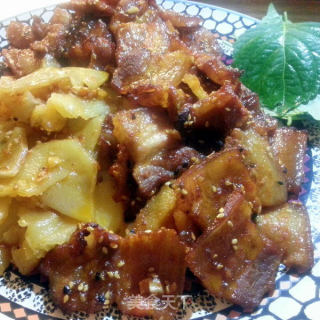 土豆烤辣五肉的做法