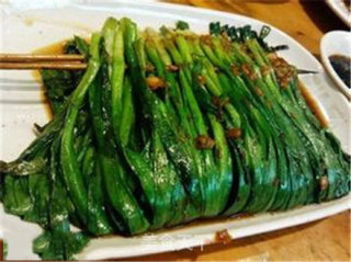 烤韭菜的做法