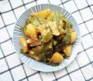 土豆炖豆角的做法