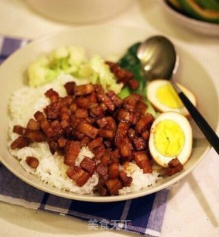 经典卤肉饭的做法