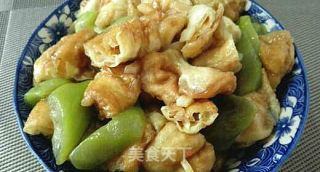 丝瓜炒油条的做法