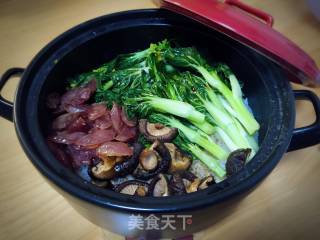 超简单广式腊肠煲仔饭的做法