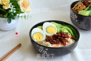 香菇酱拌面的做法