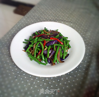 少油快手家常小菜～长豆烧茄子的做法