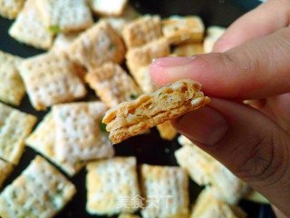 咸香苏打饼干的做法