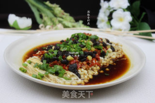 夏季开胃菜剁椒金针菇