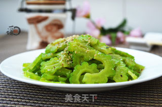 芝麻拌苦瓜的做法