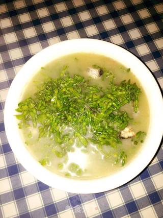 夜兰花生鱼汤的做法
