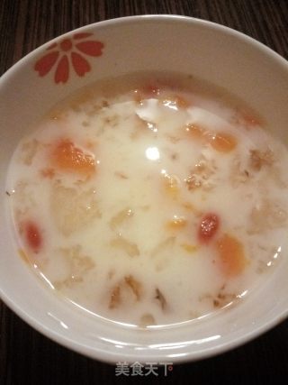 雪蛤桃胶木瓜牛奶西米露糖水的做法