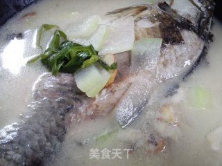 冬瓜鲫鱼浓汤的做法